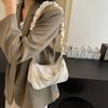 Bolso pequeño de diseño de estilo extranjero para mujer, nuevo bolso bandolera de moda 2024, bolso de hombro de nicho de verano con forma de media luna.
