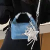 Accesorio de Oficina Súper Popular Bolso Tote Pequeño para Mujer, Nuevo Verano 2026 Bolso de Hombro Exquisito de Moda, Bolso Cruzado para Viajero