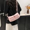 Bolsa de Ombro Casual 2025 Nova Cor Sólida Casual para o Dia a Dia Bolsa Mensageira Leve Design de Nicho Bolsa Cilindro Casual