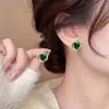 Pendientes Nuevos de Ojo de Gato Estilo Francés de Lujo Ligero para Mujer, Pendientes Exquisitos y Compactos con un Toque de Alta Gama, Pendientes Elegantes y Versátiles para Mujer