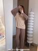 Conjunto de Pijama Casual Simples de Manga Raglan com Rosto Sorridente em Cor Contrastante Estilo Coreano Novo para Primavera e Outono Feminino Conjunto de Duas Peças