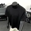 Camiseta de Manga Corta con Media Cremallera y Hombros Acolchados para Hombre, Estilo High Street Americano Nuevo de Verano, Fresca y Elegante, Hecha de Algodón Espacial de Alta Calidad, Corte Holgado