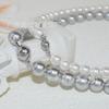 Collar de perlas con hebilla de bola de moda simple cadena de suéter con cuentas gris plateado cadena de suéter con cuentas para mujer suministro en vivo de nácar