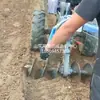 Trator Ditcher Guiado à Mão Ditcher de Estufa Mulcher de Solo Arado Máquina Integrada de Escavação de Pomar Fertilização Preenchimento