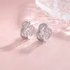Brinco de Pressão Exquisito e Luxuoso em Forma de Coração de Três Camadas com Zircônia, Ear Cuff Cruzado de Diamante Multicamadas em Forma de Coração para Orelhas Sem Furo