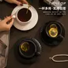 Elegante e simples conjunto de xícara e pires de café com padrão de pedra, caneca e colher para uso doméstico, uso pessoal, xícara para latte art, copo de água