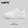 Zapatillas Blancas Universales de Suela Gruesa Invisibles para Aumentar la Altura para Hombres, Zapatos Versátiles de Moda Otoño 2026, Zapatillas Deportivas Casuales para Hombre