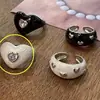 Anillo Blanco con Forma de Corazón Estilo Coreano Ins, Lujo Ligero, Gama Alta, Moderno, Exquisito, de Nicho, Creativo, Versátil