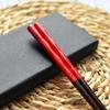 Palillos japoneses puntiagudos para parejas, recién llegados, en caja de regalo, creativos palillos de madera con polvo dorado rojo y negro.