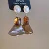 Pendientes de botón con colgante de rombo triangular en forma de abanico de resina, estilo europeo y americano, Aretes versátiles de moda, Pendientes de diseño nicho