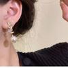 Pendientes de clip de perla con letras, sin orejas, ligeros, de lujo, de alta calidad, populares y elegantes, estilo Chanel, pendientes de celebridades en línea para mujeres.