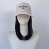 Combinação de chapéu e peruca para comércio exterior transfronteiriço para mulheres, boné de beisebol bordado com cabelo liso médio-longo estilo europeu e americano, fornecimento de touca peruca realista
