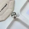 Novo Anel Minimalista com Zircônia Micro-Incrustada para Mulheres, Anel Aberto Ajustável Cruzado Vazado Retro de Nicho