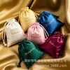 Bolsa de tela satinada transfronteriza bolsa de tela pequeña de alta calidad bolsa de regalo con cordón bolsillo para almacenamiento de auriculares fuente de alimentación joyería bolsillo de seda con cordón