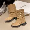 Botas de Cano Curto Vintage com Salto Grosso Aumentadoras de Altura 2026 Novo Estilo Botas Plataforma para Mulheres Baixas Botas de Moda Primavera e Outono