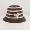 Sombrero de pescador coreano para mujer de otoño, fino, a rayas de bloques de color, tejido de alpaca, con cobertura facial, ligero y transpirable, con lazo de perlas
