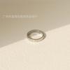 JZ023 Laminado Pez Humano Escama Destello Brillante Anillo Redondo para Mujer Acero de Titanio Chapado Color Oro de 18K Protección