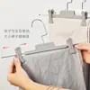 Perchero para pantalones con pinzas, colgador de pantalones antideslizante para uso doméstico, perchero ajustable con pinzas, impresión de logotipo, venta al por mayor de fábrica