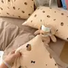 Temporada de Nuevos Estudiantes 2026 Set Suave de Algodón con Borla de Cuatro Piezas Lindo Fresco Artístico Juego de Cama de Estudiante de Tres Piezas