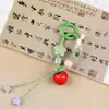 Jingdezhen Bolsa Tejida Pequeña Fresca de Fresa y Manzana Llavero Colgante Lindo Artesanía Cultural y Creativa de Cerámica Puesto de Mercado Nocturno Amuletos