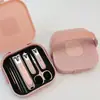 Nuevo Set de Cortauñas de Caja con Diseño Angulado Antisalpicaduras, Cortauñas y Limpiaorejas para Uso en Casa, Adecuado para Mujeres y Hombres