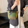 Bolso de Hombro de Moda Transfronterizo para Mujer 2025 Nuevo Diseño de Combinación de Colores Bolso de Mano Versátil para Viajes Diarios y Salir Bolso Cruzado