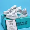 Zapatos Auténticos Nike para Hombre, Zapatos para Mujer, Dunk Blanco y Negro Panda Sb Año del Caballo Edición Limitada Zapatos Reflectantes de Putian, Pura Original, Probados contra Toxinas