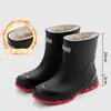 Botas de Chuva Transfronteiriças para Homens, Meio da Panturrilha, Antiderrapantes, Sapatos Impermeáveis, Novas Botas de Água de Moda para Exterior, Sapatos de Borracha Quentes para Exterior Meio da Panturrilha