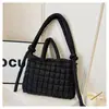 Bolsa Xadrez de Algodão Casual para Mulheres 2025 Nova Moda de Nicho Versátil Bolsa Transversal Bolsa Tote de Grande Capacidade Atacado