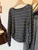 Blusa de Tricô Gola Redonda Manga Longa Listrada Cinza Carvão Estilo Coreano para Mulheres, Início do Outono, Pode Ser Usada Sozinha, Estilo Preguiçoso, Blusa Base Solta