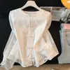 Coleção Outono 2026: Nova camisa feminina estilo chinês com bordado doce estilo nacional, design abotoado, mangas compridas elegantes e corte solto para usar como peça externa
