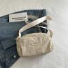 Bolso Cuadrado Pequeño de Estilo Simple Artístico Coreano 2024 Invierno Nuevo Color Sólido Casual Estilo Japonés Distintivo Bolso Bandolera de Hombro para Mujer