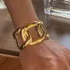 Pulsera de Acero Inoxidable Europea y Americana para Mujer Líneas Geométricas Asimétricas Pulsera con Corte de Hoja Conjunto Transfronterizo Joyería de Oro de 18 Quilates