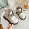 Botas Martin Femininas para Outono e Inverno, Antiderrapantes, Fofas, Forradas com Lã, Botas Curtas Quentes, Sapatos de Princesa para Meninas, Botas de Couro com Solado Macio