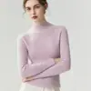 Suéter 100% cachemir puro para mujer, con cuello semi-alto, corte ajustado y diseño de punto acanalado, perfecto para otoño e invierno, ofreciendo un look elegante y versátil para el uso diario