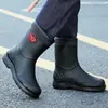 Botas de lluvia hasta la pantorrilla para hombre, botas de lluvia antideslizantes, zapatos impermeables estilo coreano, botas de agua de pesca de moda, zapatos de goma duraderos para adultos para lavar el coche