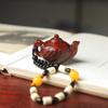 Peça de Cabo de Sândalo Vermelho de Folha Pequena, Pingente da Fortuna, Peça de Brinquedo Pixiu, Pingente Wen Deus da Riqueza, Artesanato de Brinquedo de Madeira Atacado