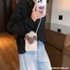 Nova Bolsa de Lã Tricotada de Ovelhinha Fofa Outono/Inverno Infantil, Bolsa Transversal de Crochê Feita à Mão Elegante para Meninas