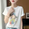 Nova Camiseta Pulôver Solta Estampada de Malha Fina com Gola Redonda e Manga Curta para Meninas Primavera/Verão 2026 para Mulheres