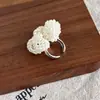 Collar largo tejido de perlas estilo coreano inspirado en ins con flor tridimensional, cadena para la clavícula exquisita de nicho de lujo ligero, accesorio de cadena para suéter