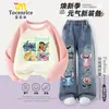 Conjunto de Moletom e Jeans Fofo de Desenho Stitch para Meninas Novidades Primavera/Outono 2027 para Crianças de Meia-Idade e Mais Velhas Tops