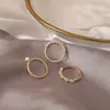Corea del Sur Dongdaemun anillo geométrico nuevo simple hermoso femenino Temperamento de celebridad de internet Juego de anillos con microincrustaciones de pedrería Mayoreo