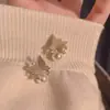 Pendientes Geométricos de Plata S925 con Pin de Diamante para Mujer Moda Corea del Sur Pendientes Sencillos de Flor Joyería para Orejas Dulce Versátil de Perla