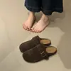 Chinelos Meio Birken Retrô Femininos para Uso Externo Outono 2026 Novos Chinelos Mule Fechados na Ponta, Slip-on, Sola Macia, Antiderrapantes