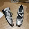 Zapatos Mary Jane de Cuero Plateados Estilo Ballet para Mujer, Zapatos Pequeños de Cuero con Correa de Hebilla Poco Profunda para Verano con Suelas Suaves