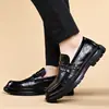 Comercio Exterior Venta al por Mayor Zapatos de Cuero de Moda para Hombre, Tendencia Primavera y Otoño Versátiles Transpirables Suela Suave Slip-On Zapatos Casuales de Cuero para Hombre
