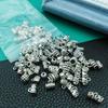 Acessórios Mistos de Prata Tibetana 50 Gramas por Saco Materiais para Fazer Joias DIY Pingentes de Prata Tibetana Contas Espaçadoras Capas de Flor Contas Espaçadoras para Pulseiras de Joias Prateadas