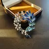 Novo Broche de Flor de Luxo Leve de Alta Qualidade para Mulheres, Design Animal com Artesanato Pesado e Diamantes, Grande Acessório para Roupas