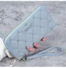 Nova Carteira Feminina Longa com Zíper Único Cor Sólida Bordada Bolsa de Mão Grande Capacidade Porta-Moedas Bolsa Multifuncional para Celular