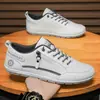 Zapatos Casuales de Cuero Versátiles Estilo Coreano para Hombre Zapatos de Tabla Zapatos Deportivos Juveniles Sin Cordones Zapatos Blancos Nuevos para Hombre Hombre